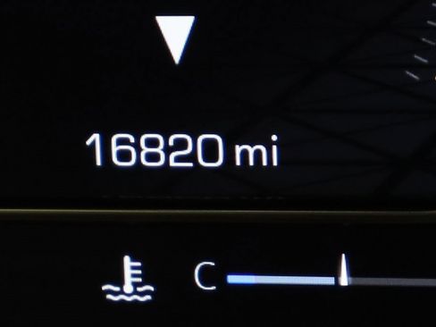 Used 2024 GMC Sierra 2500 Denali Ultimate image 36