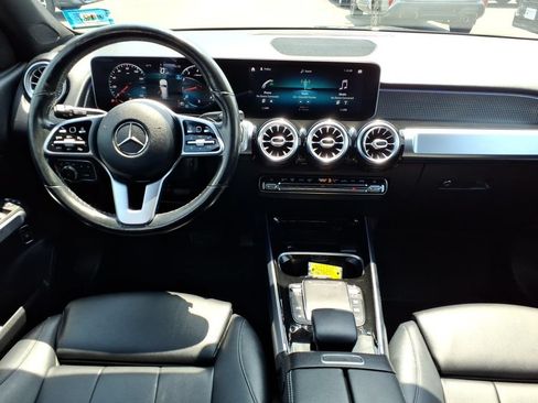 Used 2021 Mercedes-Benz GLB 250 4MATIC image 15