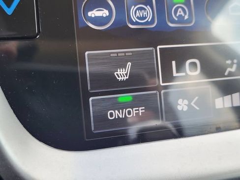 Used 2024 Subaru Outback Premium AWD/4WD image 27
