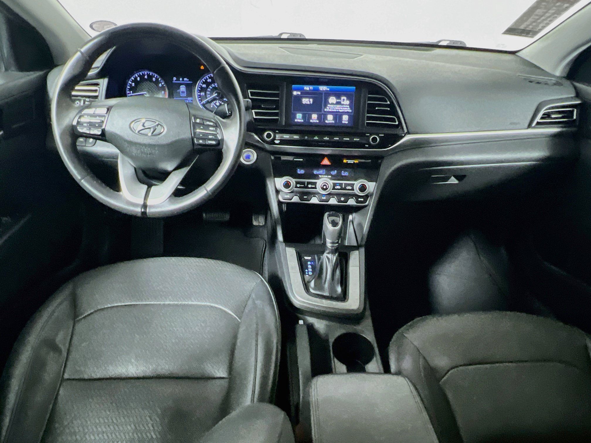 Used 2019 Hyundai Elantra Limited w/ Cargo Package FWD image 29