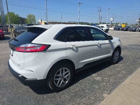 Used 2024 Ford Edge SEL AWD/4WD image 5