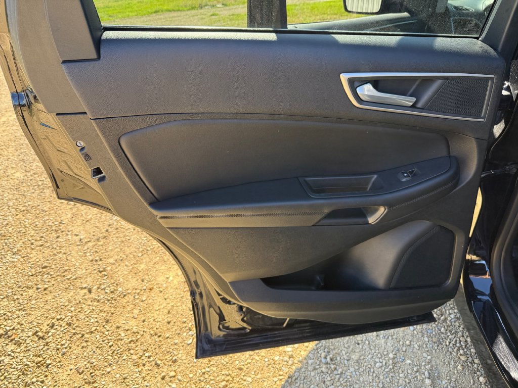 Used 2024 Ford Edge SEL AWD/4WD image 33