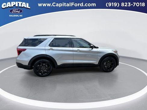 Certified 2023 Ford Explorer ST-Line w/ Class IV Trailer Tow Package RWD image 9