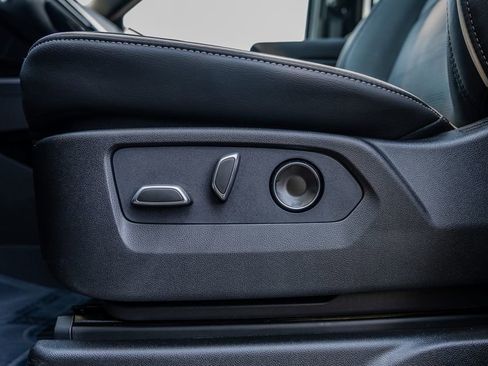 Used 2026 Cadillac Escalade ESV Sport w/ LPO, ONYX Package image 18