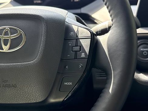 Used 2023 Toyota Prius XLE FWD image 27