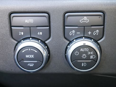 Certified 2025 GMC Sierra 1500 Elevation AWD/4WD image 30