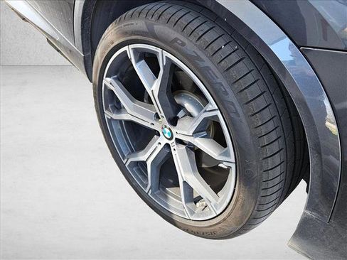 Used 2019 BMW X5 xDrive40i w/ M Sport Package image 12