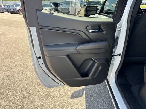 Used 2024 Chevrolet Colorado LT w/ LT Convenience Package RWD image 14