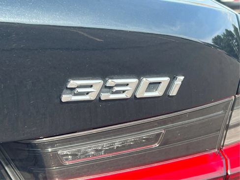 Used 2023 BMW 330i xDrive Sedan w/ Premium Package AWD/4WD image 30