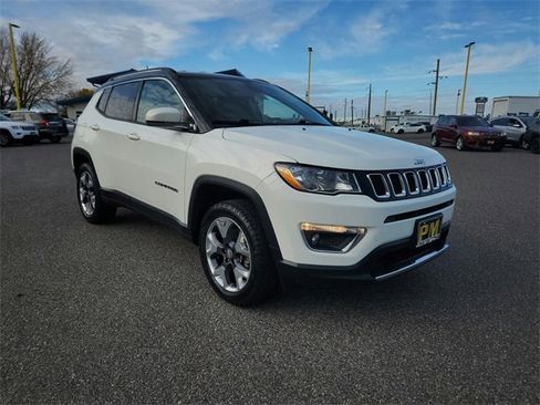 Used 2018 Jeep Compass Limited image 1