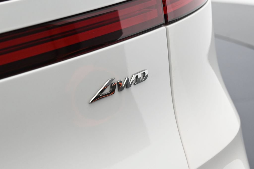 Used 2026 Genesis GV70 2.5T Advanced AWD/4WD image 37
