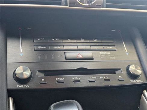 Used 2017 Lexus IS 200t image 16