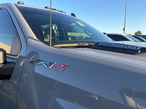 Used 2024 Chevrolet Silverado 2500 ZR2 AWD/4WD image 4