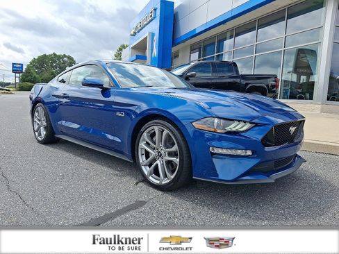 Used 2022 Ford Mustang GT Premium w/ Equipment Group 401A RWD image 1