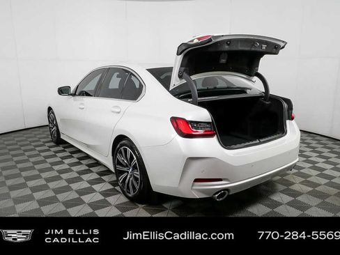 Used 2025 BMW 330i xDrive Sedan AWD/4WD image 32