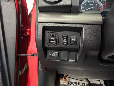Used 2015 Toyota Tundra SR5 w/ TRD Off Road Package AWD/4WD image 10