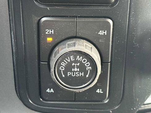 New 2025 Ford F150 Lariat w/ Equipment Group 501A Mid image 29