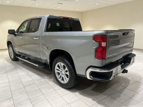 New 2026 Chevrolet Silverado 1500 LT w/ Z71 Off-Road Package AWD/4WD image 3