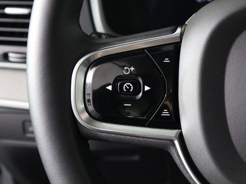 Certified 2024 Volvo XC90 B6 Ultimate AWD/4WD image 10