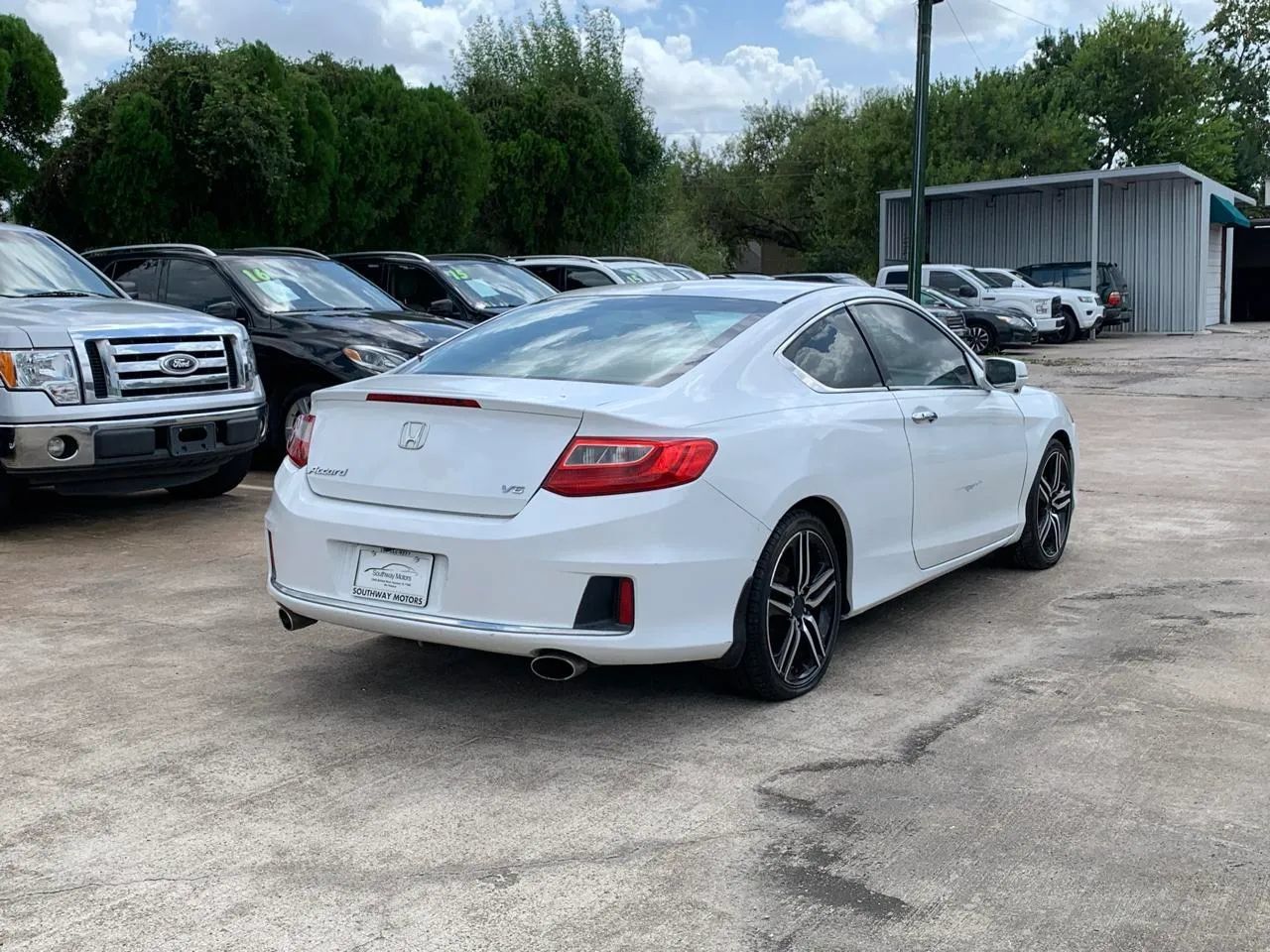 Used 2013 Honda Accord EX-L image 6