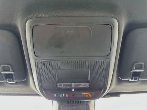 Used 2025 Chevrolet Equinox LT w/ Convenience Package II AWD/4WD image 6
