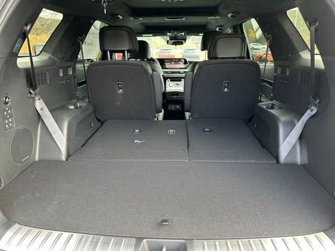Used 2025 Hyundai Palisade Calligraphy image 23