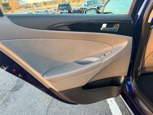 Used 2013 Hyundai Sonata Limited image 16