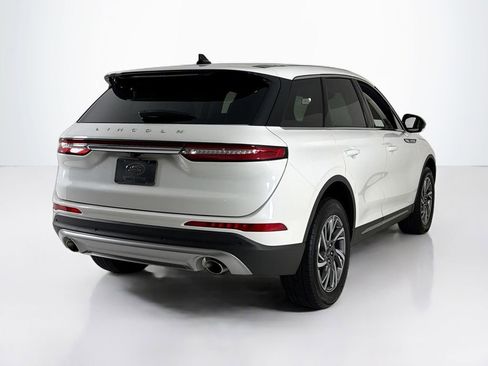 Used 2023 Lincoln Corsair FWD image 5