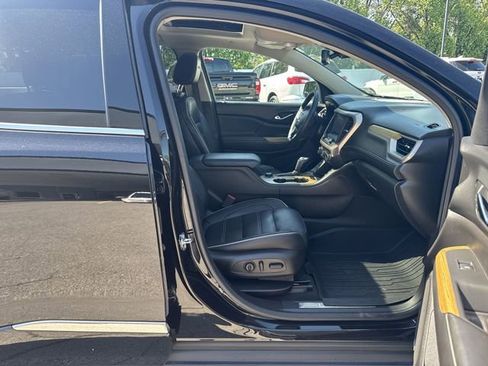 Used 2017 GMC Acadia Denali w/ Technology Package AWD/4WD image 30