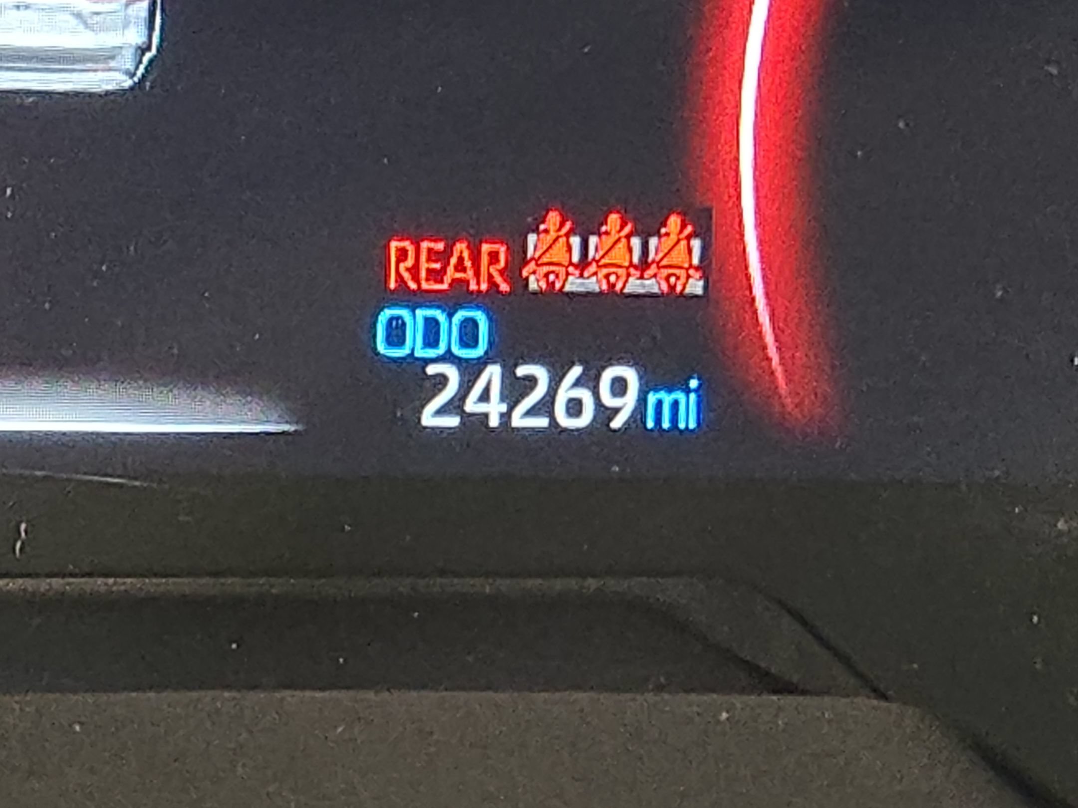 Certified 2025 Toyota RAV4 LE FWD image 28