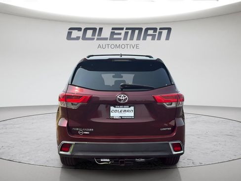 Used 2018 Toyota Highlander Limited FWD image 5