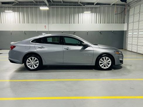 Used 2024 Chevrolet Malibu LT image 18