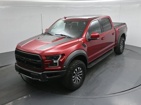 Certified 2019 Ford F150 Raptor w/ Equipment Group 802A Luxury image 36