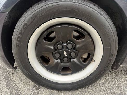 Used 2013 Chevrolet Camaro LS image 8