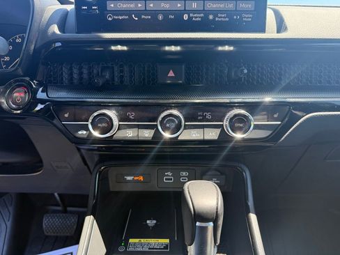 Used 2025 Honda CR-V Sport Touring image 38