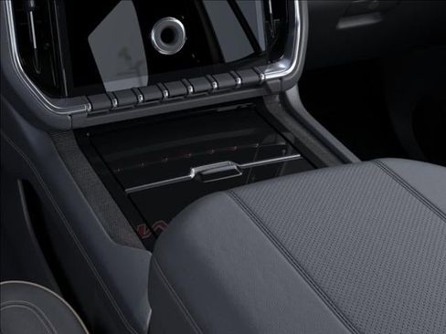 New 2026 GMC Yukon Elevation w/ LPO, Floor Liner Package AWD/4WD image 23