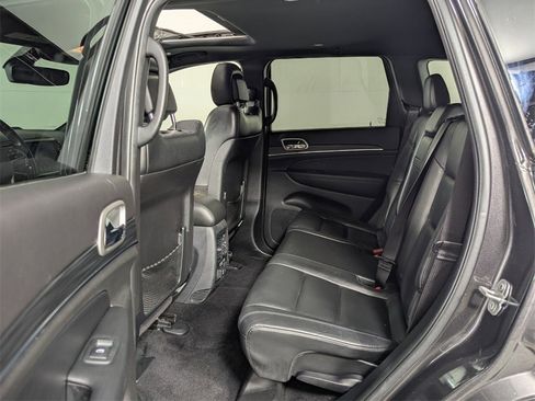 Used 2020 Jeep Grand Cherokee Limited w/ Trailer Tow Group IV image 25