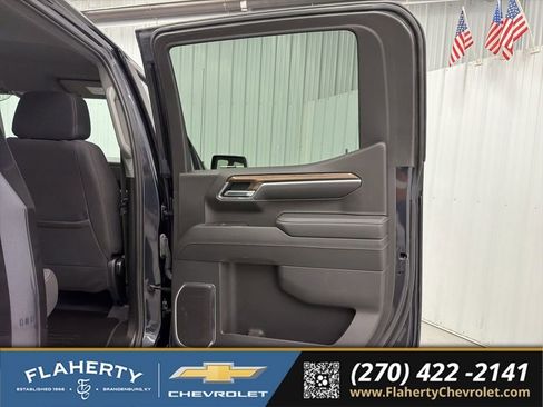 Used 2024 Chevrolet Silverado 1500 LT AWD/4WD image 14