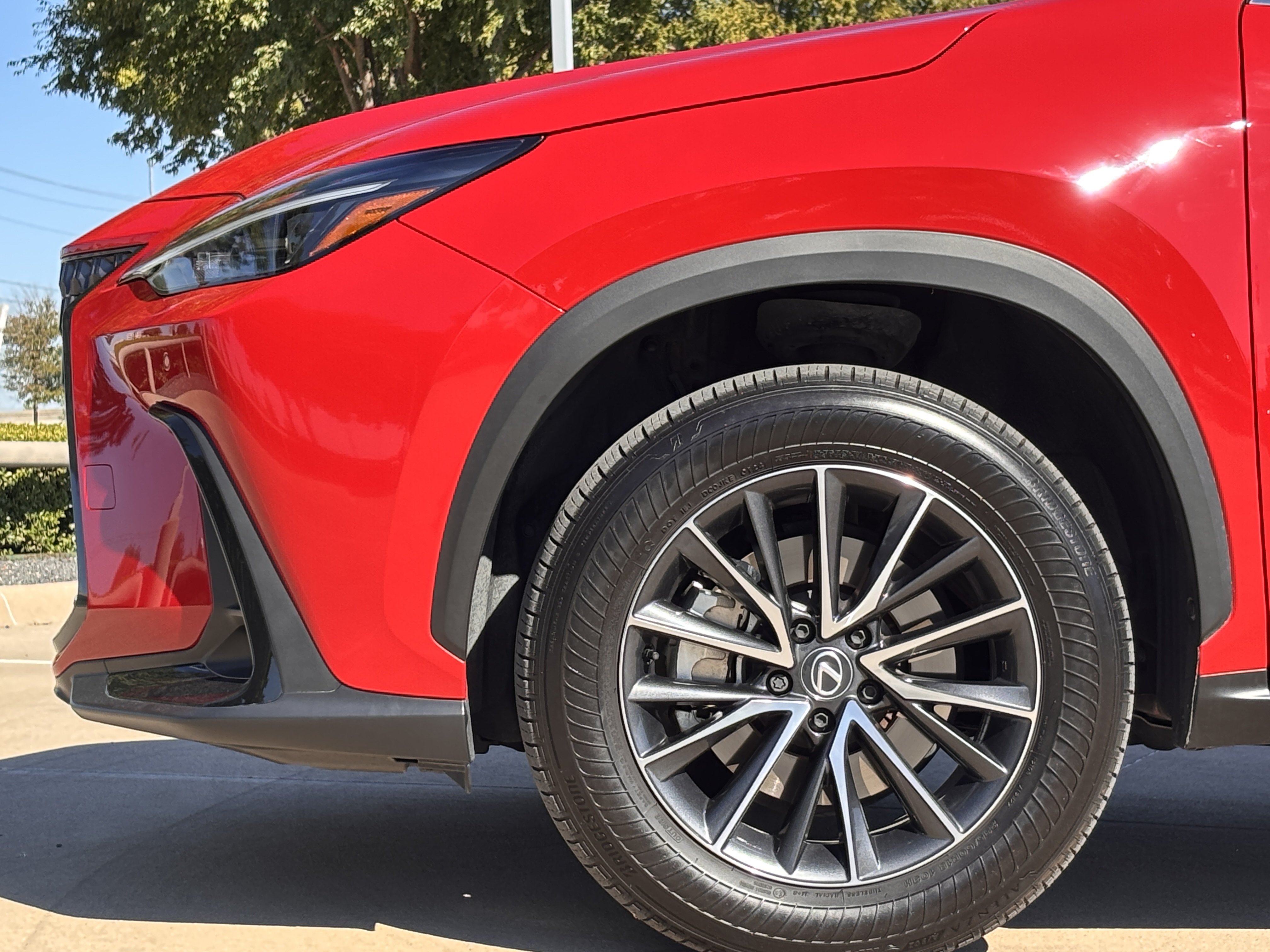 Certified 2025 Lexus NX 250 FWD w/ Accessory Package (2T) image 11