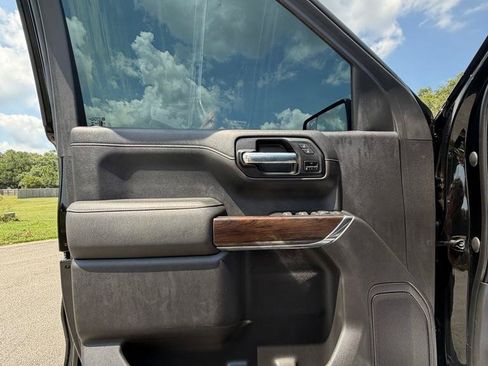 Used 2021 GMC Sierra 1500 SLT AWD/4WD image 9