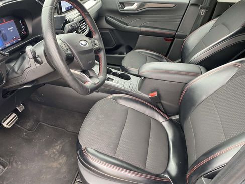 Used 2024 Ford Escape ST-Line image 13