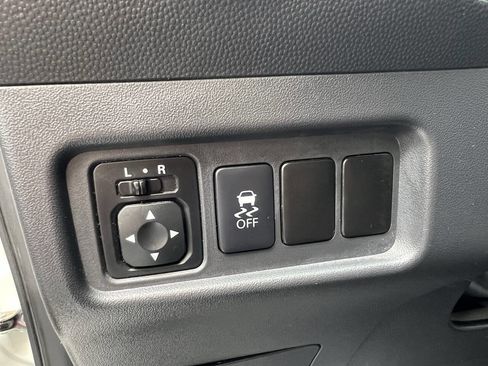 Used 2019 Mitsubishi Mirage ES image 19