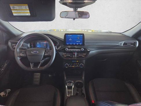 Used 2025 Ford Escape ST-Line AWD/4WD image 16