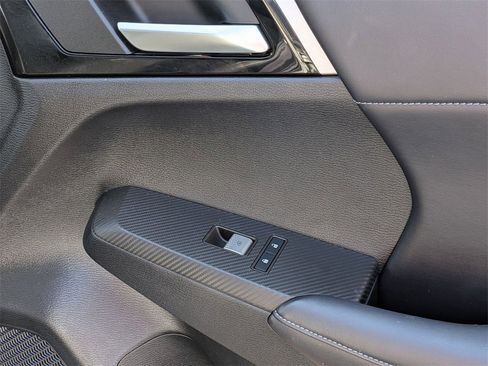 Used 2024 Mitsubishi Outlander SE image 33