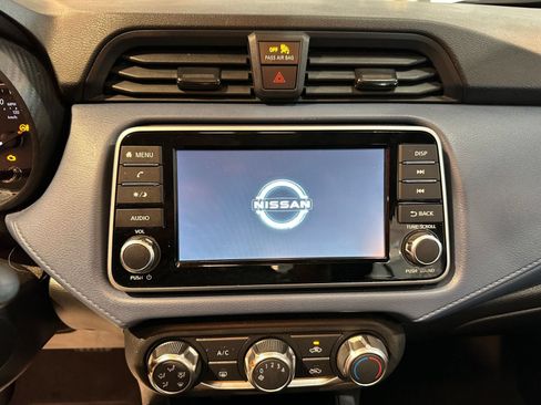 Used 2025 Nissan Versa SV FWD image 20