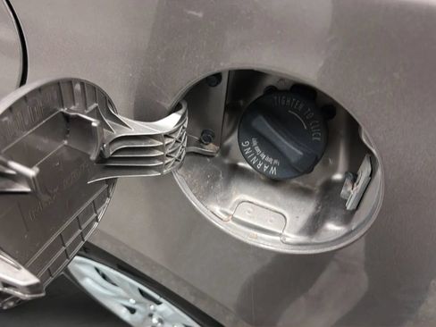 Used 2014 Hyundai Accent GS FWD image 26