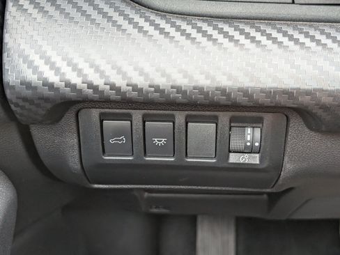 Used 2025 Subaru Ascent Premium AWD/4WD image 18