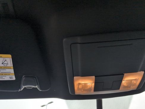 Used 2019 Ford Explorer XLT w/ Equipment Group 201A image 20