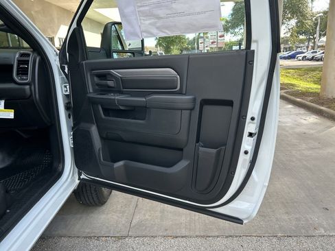 New 2024 RAM 2500 Tradesman image 26