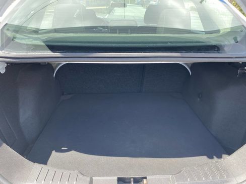 Used 2017 Ford Focus SE FWD image 25
